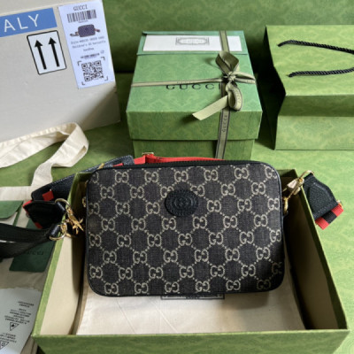 Gucci Vintage GG Supreme-24.5x 16x 4.5CM