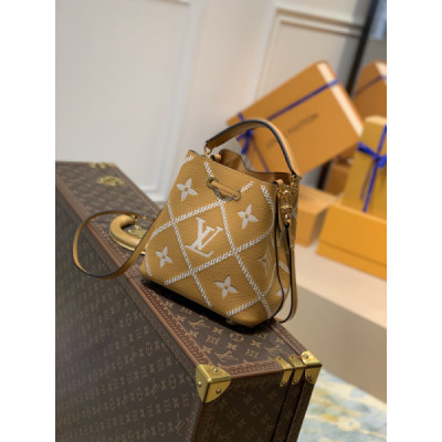 Louis Vuitton M46023 NeoNoe BB Handbag-20*20*13CM