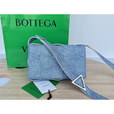 Bottega Veneta Cassette Bag-23x15x6CM