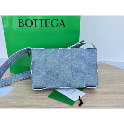 Bottega Veneta Cassette Bag-23x15x6CM