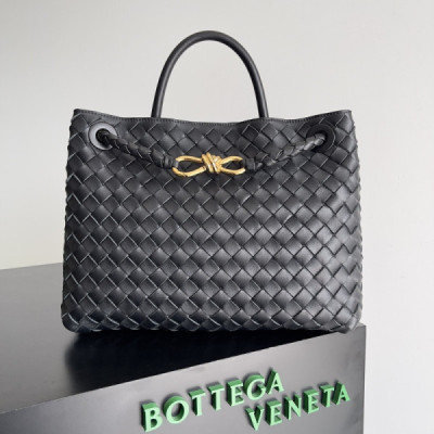 Bottega Veneta Andiamo-32*24*12CM