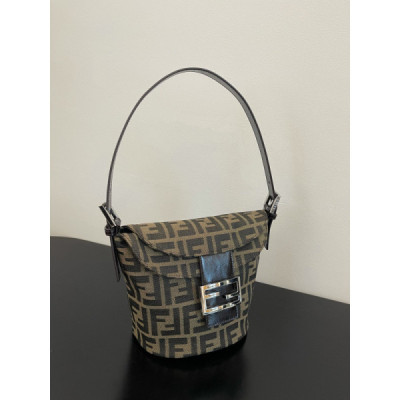 FendI Small Bag-14x10x21CM