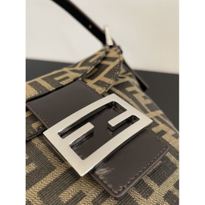 FendI Small Bag-14x10x21CM