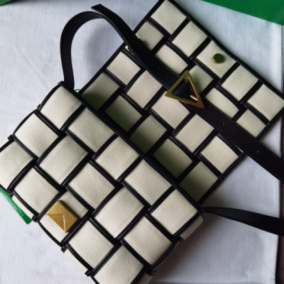 Bottega Veneta Webbing Crossbody Bag-26x18x8CM