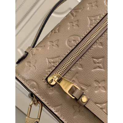 Louis Vuitton Pochette Metis Handbags-25*19*7CM