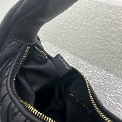 MiuMiu Wander Hobo Bag-20*6*17CM