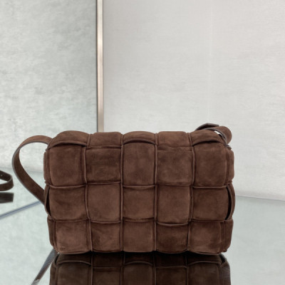Bottega Veneta Padded Cassette Bag-26*18*8CM