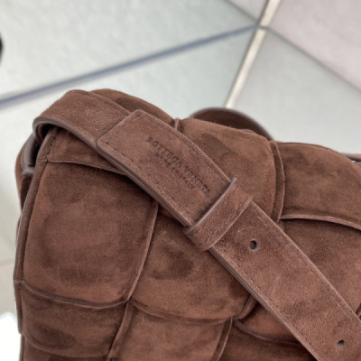 Bottega Veneta Padded Cassette Bag-26*18*8CM