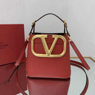 Valentino Garavani SuperVee Bag-20*19*12CM