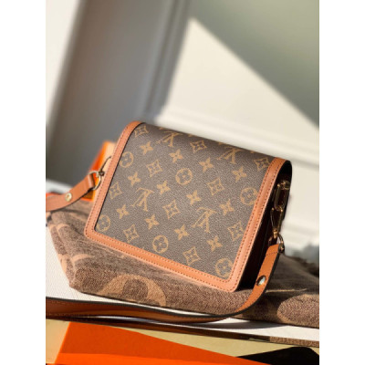 Louis Vuitton Mini Dauphine Bag-20*15*9CM