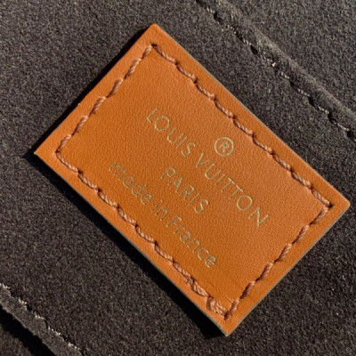 Louis Vuitton Mini Dauphine Bag-20*15*9CM