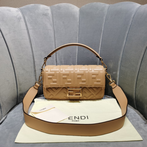 FendI Medium Baguette Bag-26x15x4CM