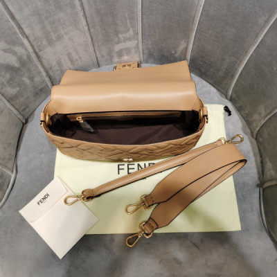 FendI Medium Baguette Bag-26x15x4CM