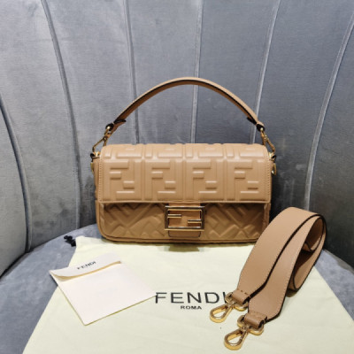 FendI Medium Baguette Bag-26x15x4CM