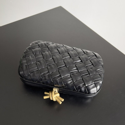 Bottega Veneta Knot  Pouch-20.5*6*12.5CM