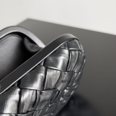 Bottega Veneta Knot  Pouch-20.5*6*12.5CM