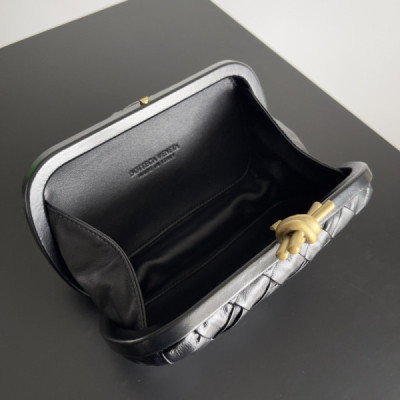 Bottega Veneta Knot  Pouch-20.5*6*12.5CM