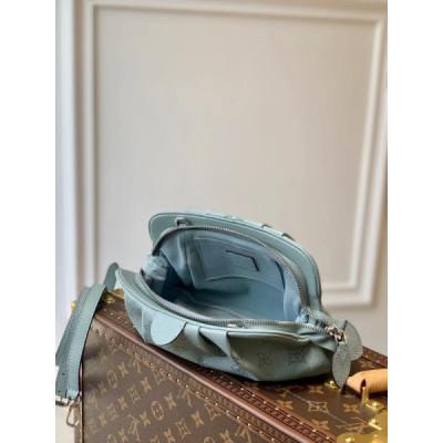 Louis Vuitton Scala Handbags-23*12.5*5CM