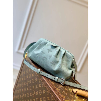 Louis Vuitton Scala Handbags-23*12.5*5CM