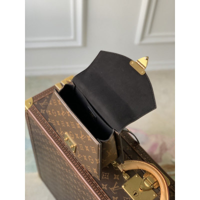 Louis Vuitton Vintage Bag-M46548-23.5*16.5*8CM