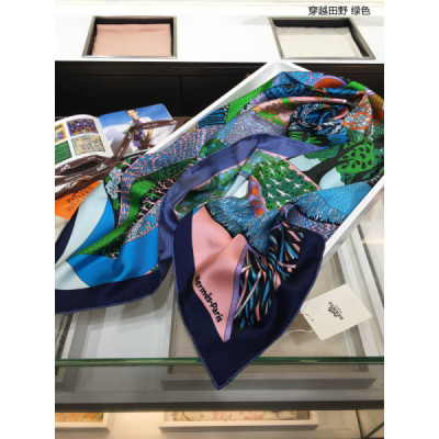 Louis Vuitton Scarf-90*90CM