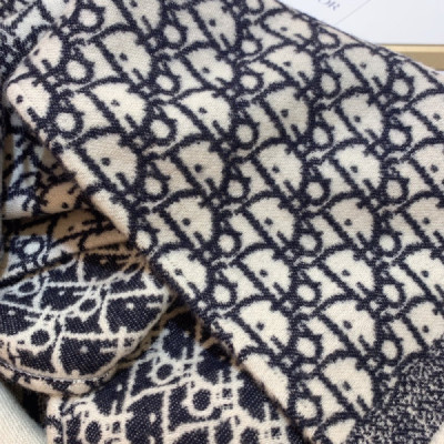 Diro Printed Cloak-140 x 180CM