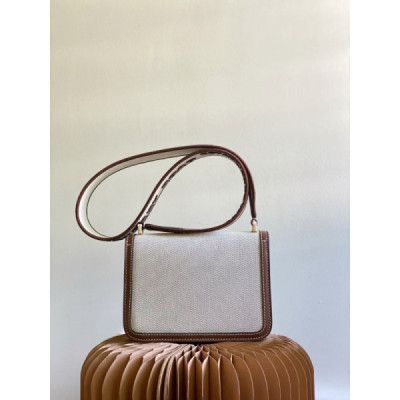 Burberry Small Quilted TB Bag-21*6*16CM