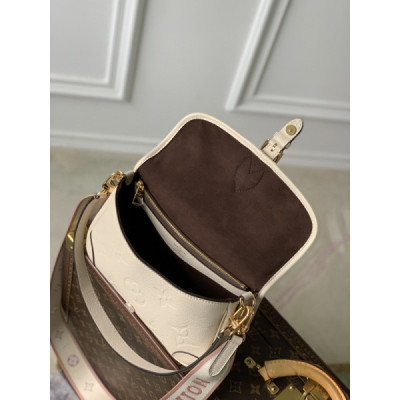 Louis Vuitton Diane Handbags-M46386-23 x 16 x 8.5CM