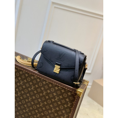 Louis Vuitton Pochette Metis Handbags-25*19*7CM