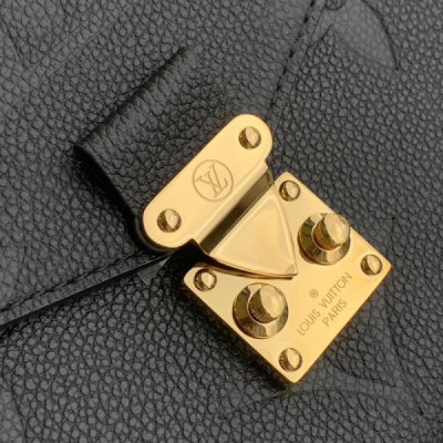 Louis Vuitton Pochette Metis Handbags-25*19*7CM