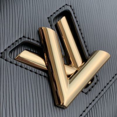 Louis Vuitton Twist MM-23*18*8CM