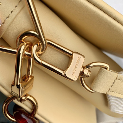 Louis Vuitton Coussin Handbags-26*20*12CM