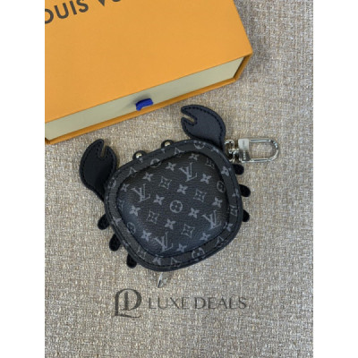 LOUIS VUITTON LV CRAB BAG CHARM M02298 (14*11*3.5cm)