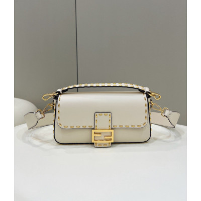 FendI Baguette Bag-26x14x4CM