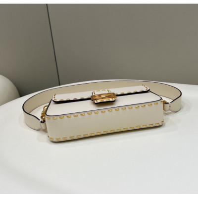 FendI Baguette Bag-26x14x4CM