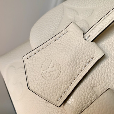 Louis Vuitton Madeleine Handbag-30.0 x 19.5 x 11CM