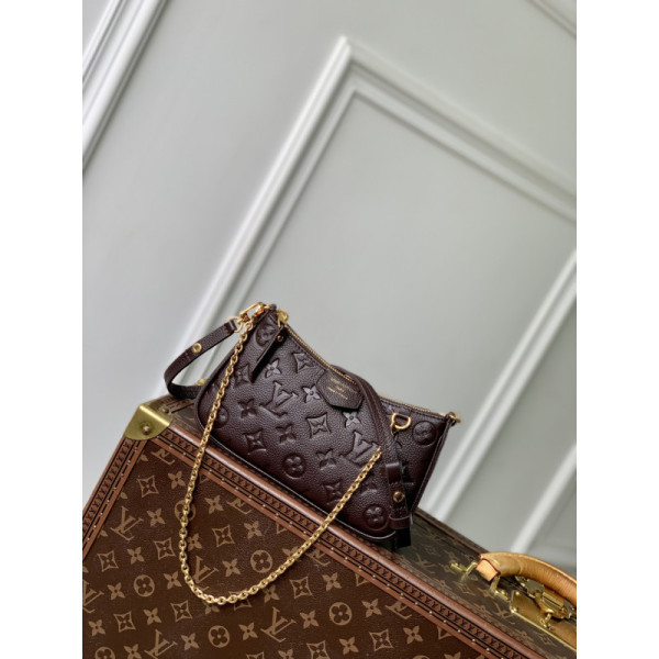 Louis Vuitton Easy Pouch On Strap-19×11.5x3CM