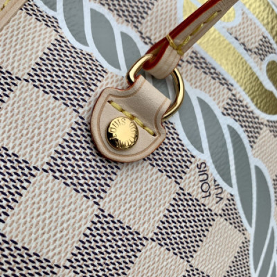 Louis Vuitton Neverfull MM M21579-32*29*17CM