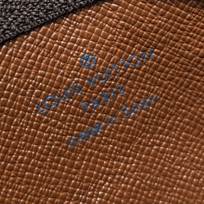Louis Vuitton Key Pouch-12*7CM