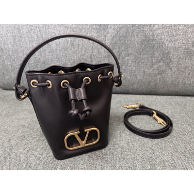 Valentino GARAVANIVLOGO SIGNATURE Bag-12*18*10CM
