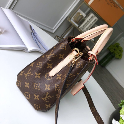 Louis Vuitton Montaigne BB-29*20*13CM