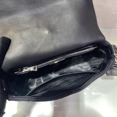 Prada Bag 1BD292-21*16*7CM