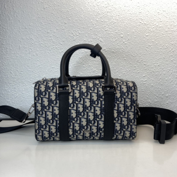 Diro Oblique Bag-26 x 16 x 14.5 CM