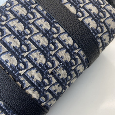 Diro Oblique Bag-26 x 16 x 14.5 CM