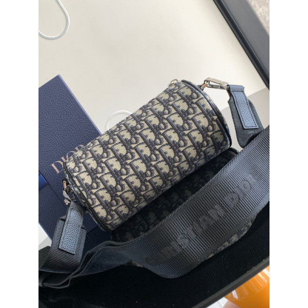 Diro Oblique Barrel Crossbody Bag-21.3×12.5×12.5CM