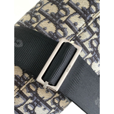 Diro Oblique Barrel Crossbody Bag-21.3×12.5×12.5CM