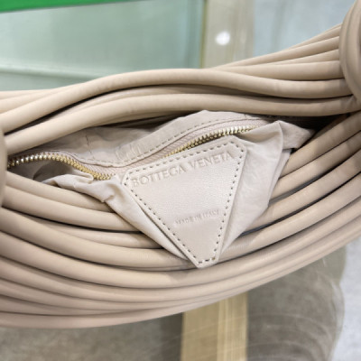 Bottega Jodie-22×6.5×15.5CM