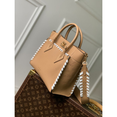 Louis Vuitton On My Side Tote Bag-M21569-30.5*24.5*14CM