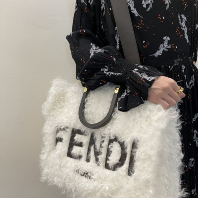 Fendi Tote-36*17*31CM