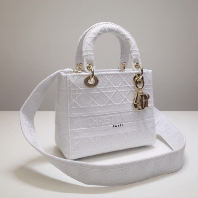 Lady Diro Handle Bag With Gold Hardware-24CM